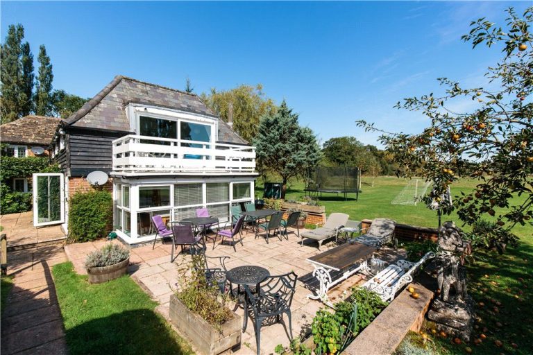 The Malthouse Steyning West Sussex rear view